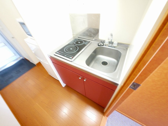 レオパレスブラッサム木津のキッチン|きれいなキッチンです