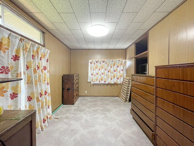 和泉市王子町　中古戸建の寝室