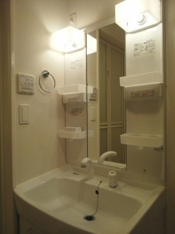 グランドソレイユの洗面所|忙しい朝には欠かせない洗面所です