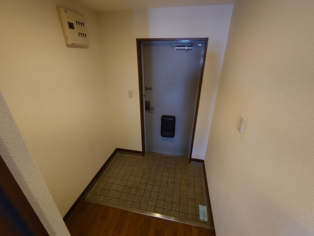 【玄関】 | インペリアル樋ノ口