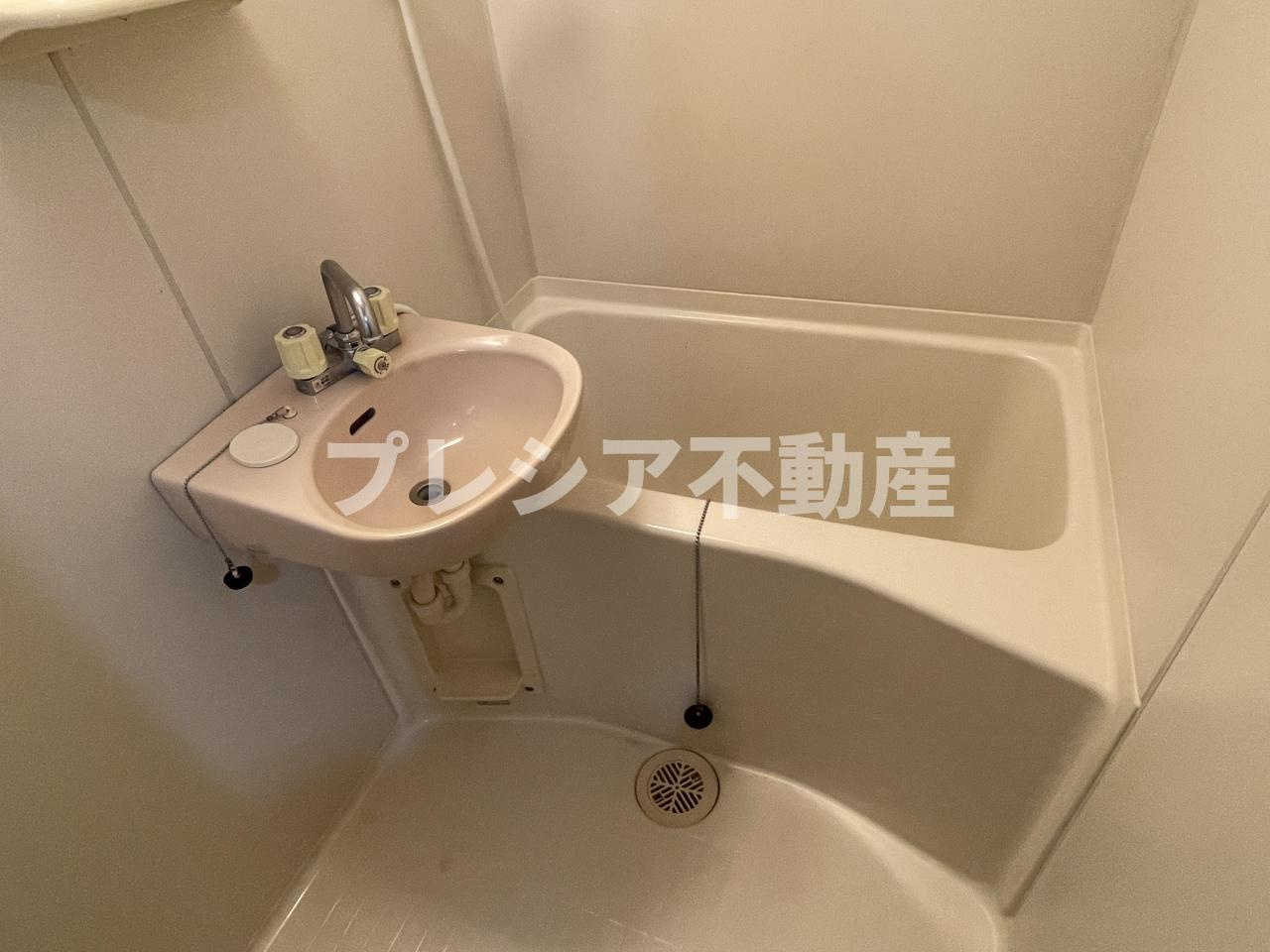エスタシオン甲子園口の浴室