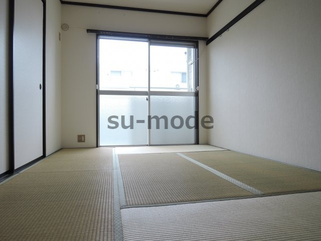 翠ハイツA棟の寝室