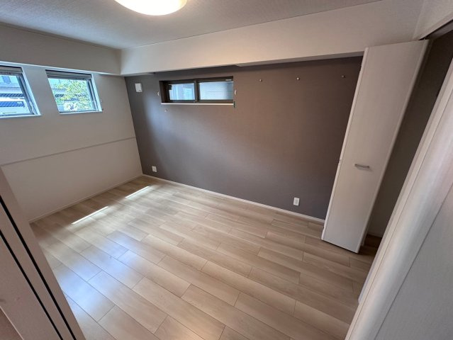 サニーレジデンス高槻本町の寝室