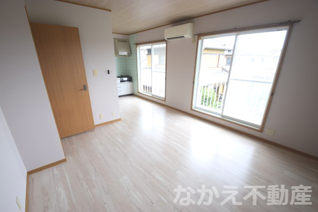 【居間・リビング】 | ゆったりとした居間です