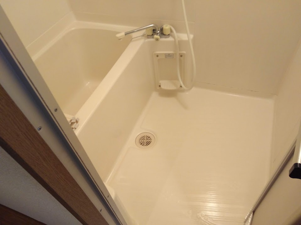 ヴィヴァーチェ四条大宮の浴室