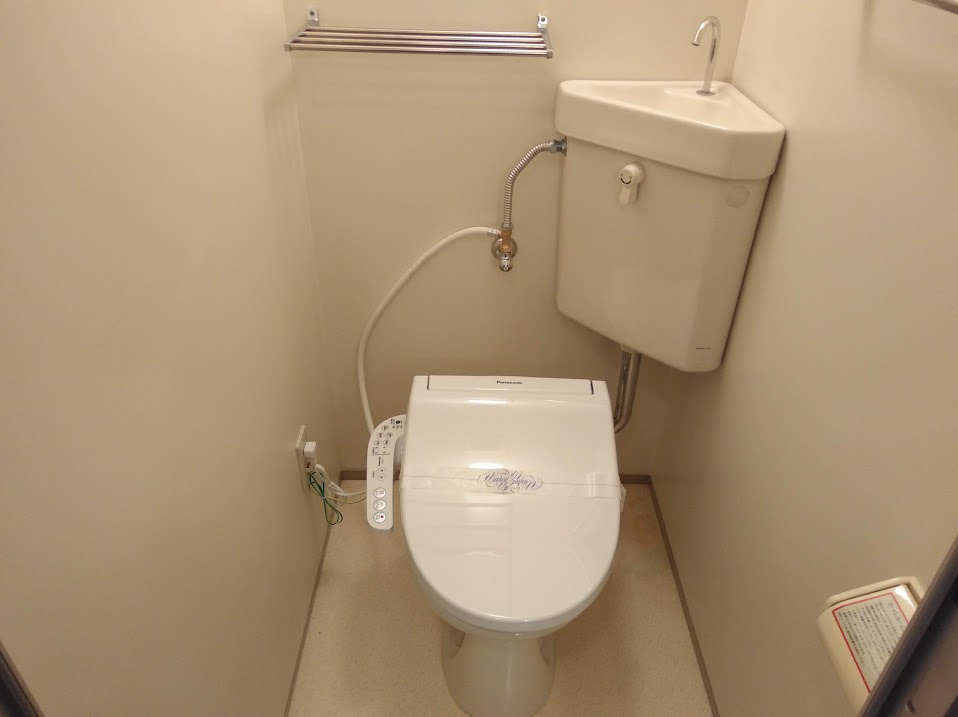 ヴィヴァーチェ四条大宮のトイレ