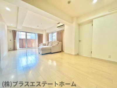 【居間・リビング】 | クローバーハイツ三宮