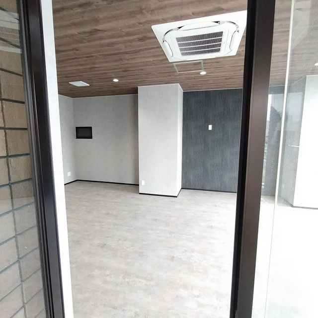 Ａｖｅｎｕｅの玄関|入口