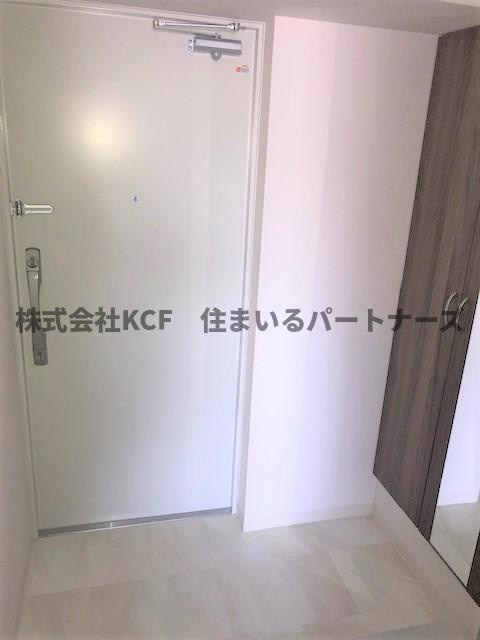 グランシャリオ諏訪野の玄関|きれいな玄関です