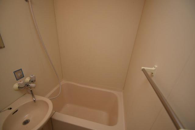 ポップ高槻の浴室