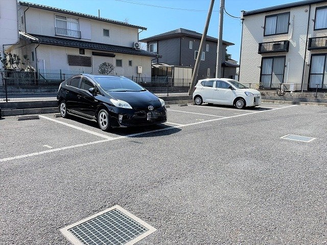 レオパレスサンクレール柏Cの駐車場|画像5