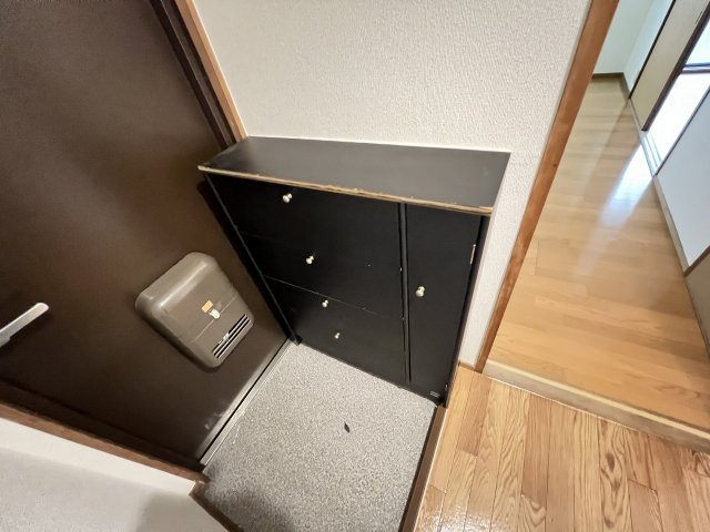 コーポブランシェの玄関