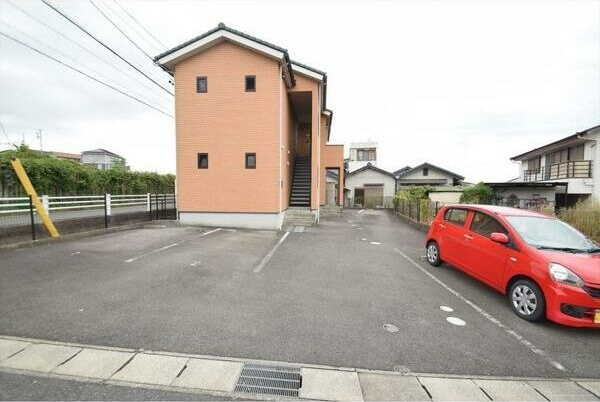 ラフォーレ大府　　刈谷市近郊の賃貸はクラスホーム刈谷店の駐車場