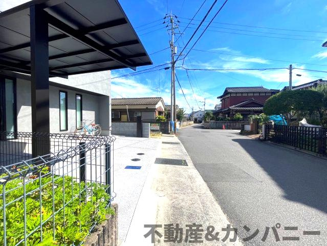 三町2丁目オトチ2号地　松山市三町2丁目売土地の前面道路含む現地写真|前面道路含む現地写真です