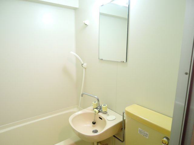 高槻市城西町の賃貸マンションの洗面所