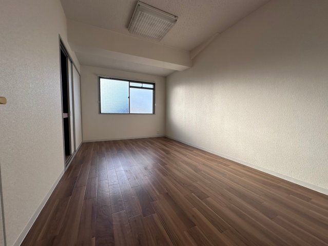 シャイニングの洋室