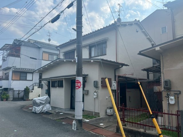 川端貸家の外観