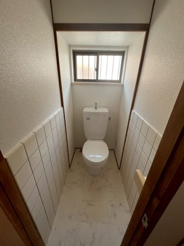 川端貸家のトイレ