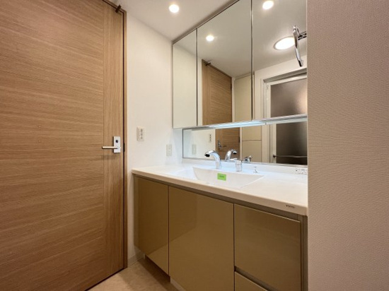 荒川区南千住８丁目の賃貸マンション