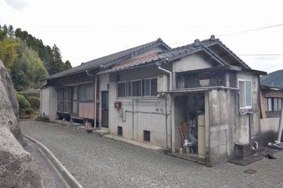 【外観】 | 東郷町斧渕字佐山　戸建