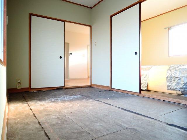 西町ロイヤルマンションの寝室