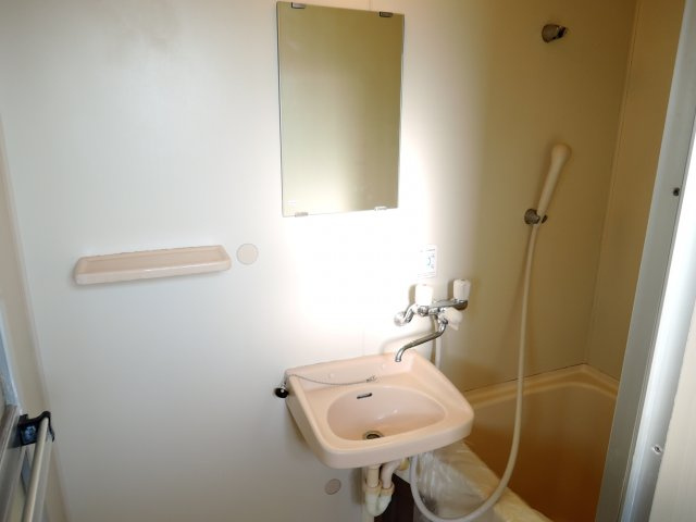 西町ロイヤルマンションの洗面所