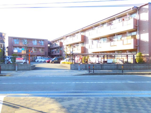 高槻市中川町の賃貸マンション
