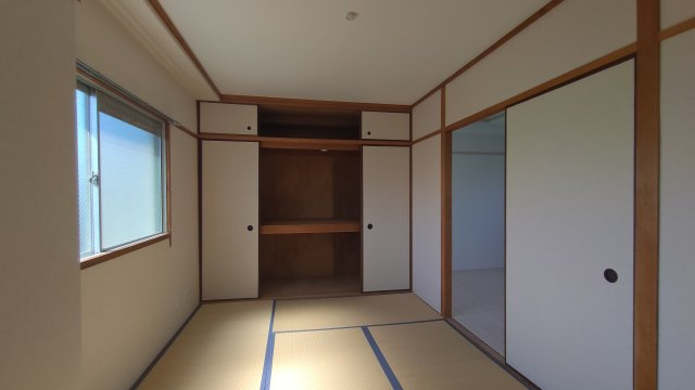 西町ハイツの和室