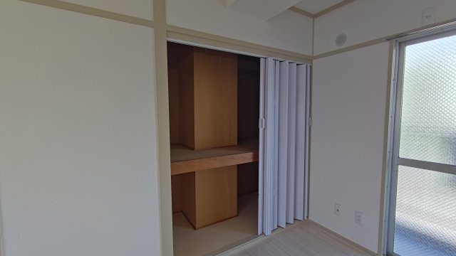 西町ハイツの収納