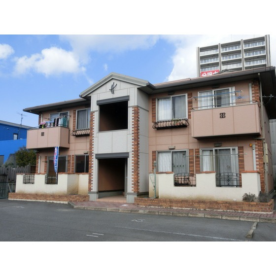 熊本市南区出仲間９丁目のアパート