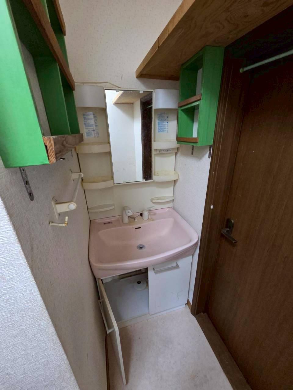美原3丁目39　中古住宅の独立洗面台