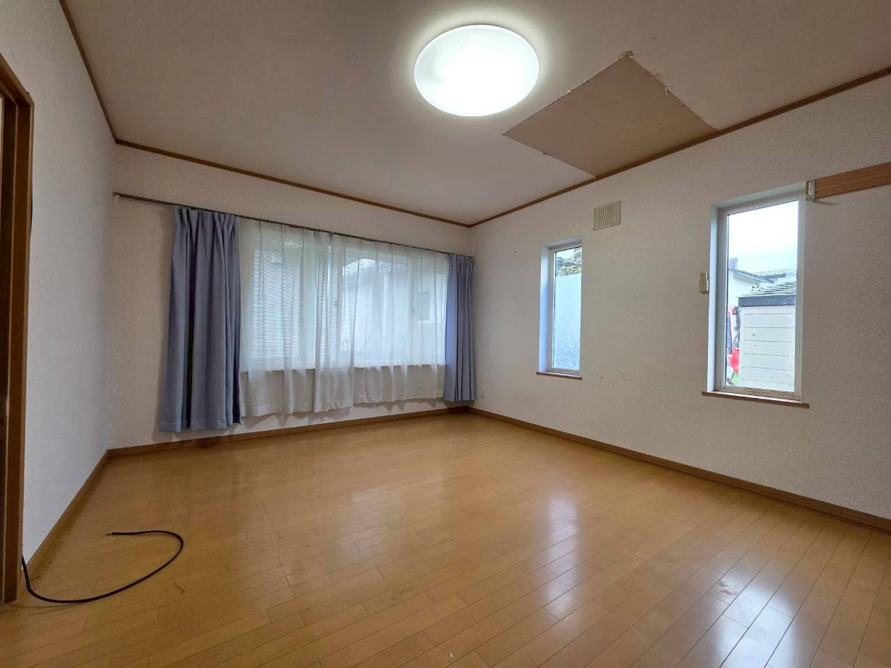 美原3丁目39　中古住宅の洋室