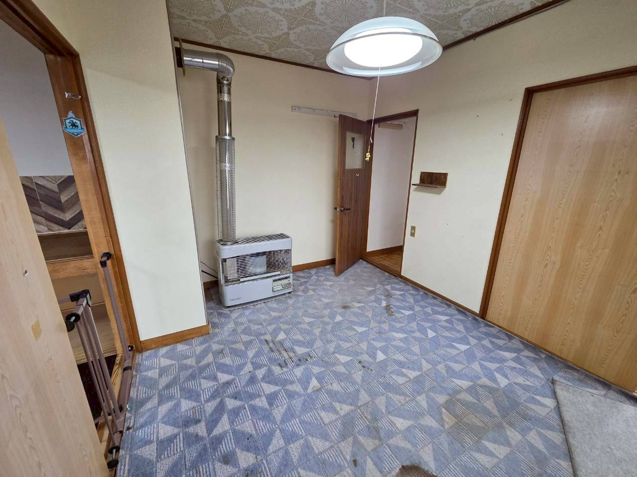 美原3丁目39　中古住宅の洋室