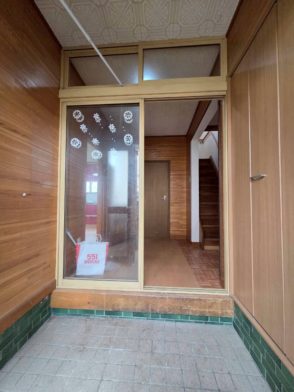 美原3丁目39　中古住宅の玄関