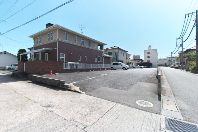 小林駐車場（大新開２丁目）