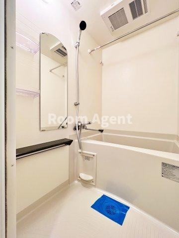 プレサンス久屋大通公園セラフィの浴室