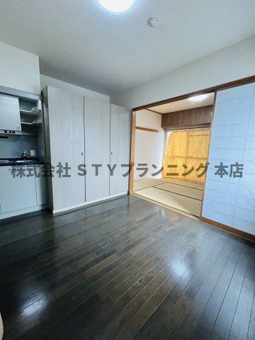 仲介手数料0円！千代田VOGEL1の居間・リビング