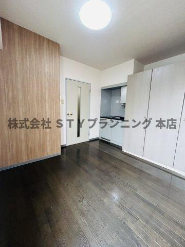 仲介手数料0円！千代田VOGEL1の居間・リビング