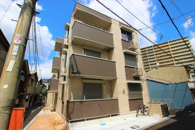 グリーンコートの外観