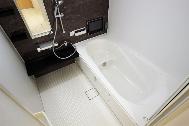 グリーンコートの浴室