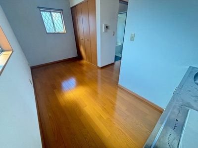 【洋室】 | 植里アパート