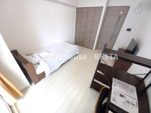 ララプレイス三宮ルミナージュの洋室