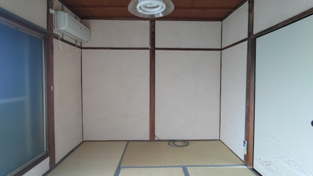 赤大路大磯貸家の和室