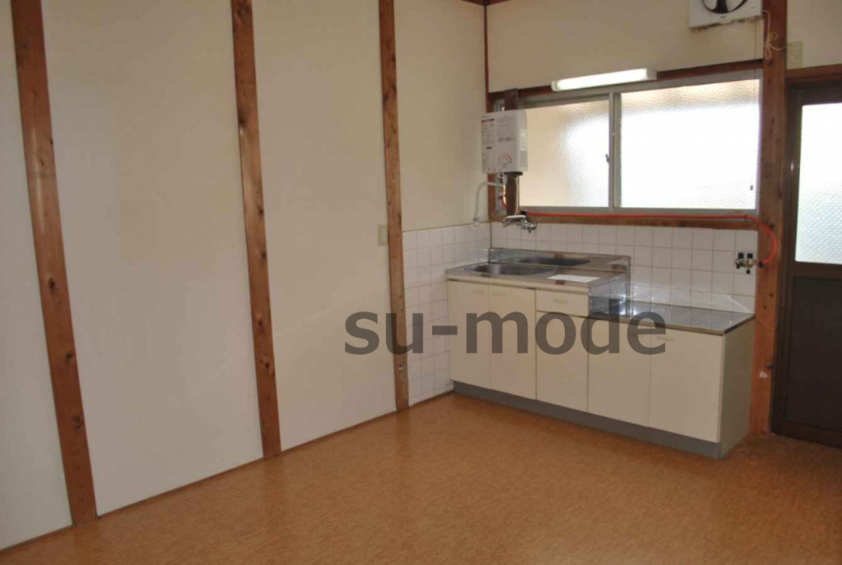 塚原3丁目　2戸1貸家の居間・リビング