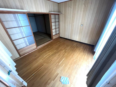 【洋室】 | 北新町6丁目貸家