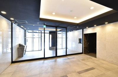 【エントランス】 | メインステージ新大阪