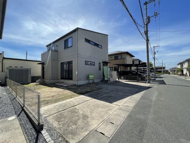 東塚4丁目戸建の駐車場