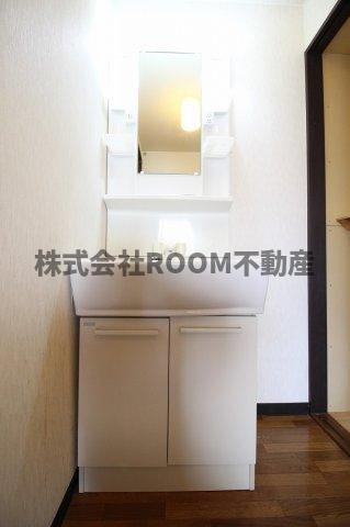 クレストコーポⅡの独立洗面台|独立洗面台あり、毎朝おしゃれに忙しい女性の方におすすめです
