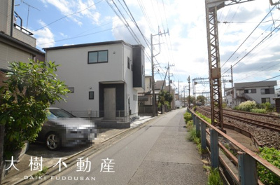 【前面道路含む現地写真】 | 海老名市国分北２丁目　新築戸建て　全１棟　【仲介手数料無料】 | □■当社なら諸費用を最大限削減できます■□