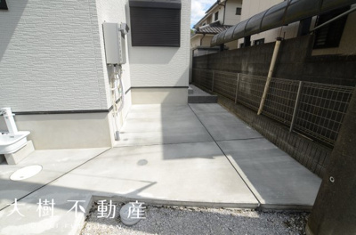 【駐車場】 | 海老名市国分北２丁目　新築戸建て　全１棟　【仲介手数料無料】